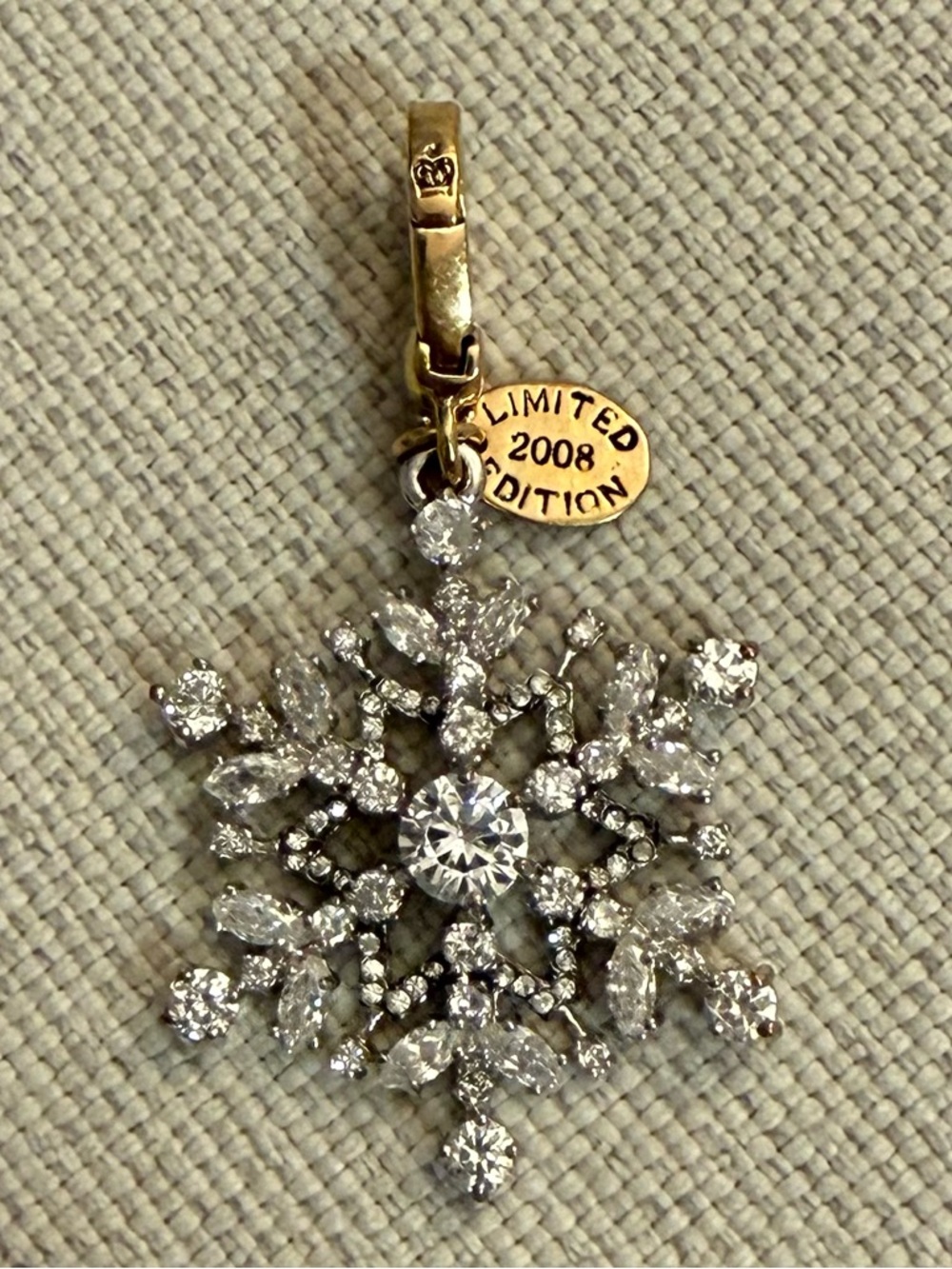 Juicy Couture Limited Edition 2008 Snowflake Charm
